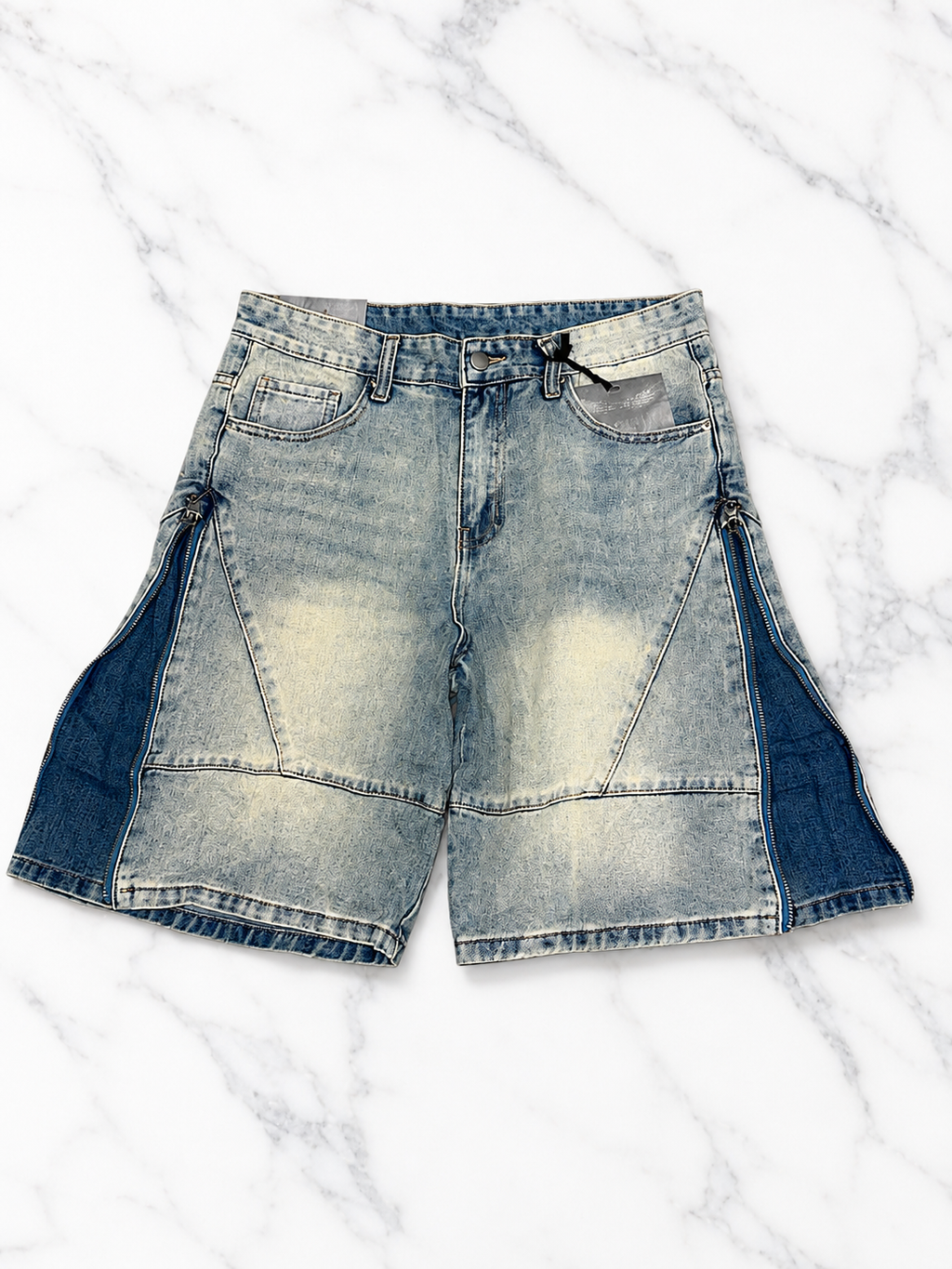 Bermuda Cargo Zip Washed Denim